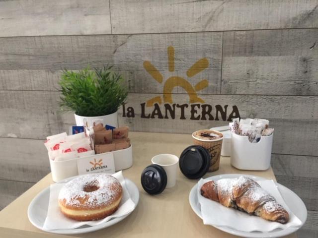 Albergo Ristorante Bar Pizzeria La Lanterna Santi Cosma e Damiano Buitenkant foto